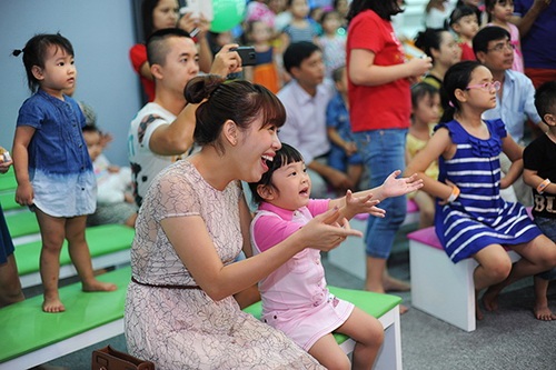 Đan Lê, Thanh Vân Hugo khoe con trai hotboy - 12