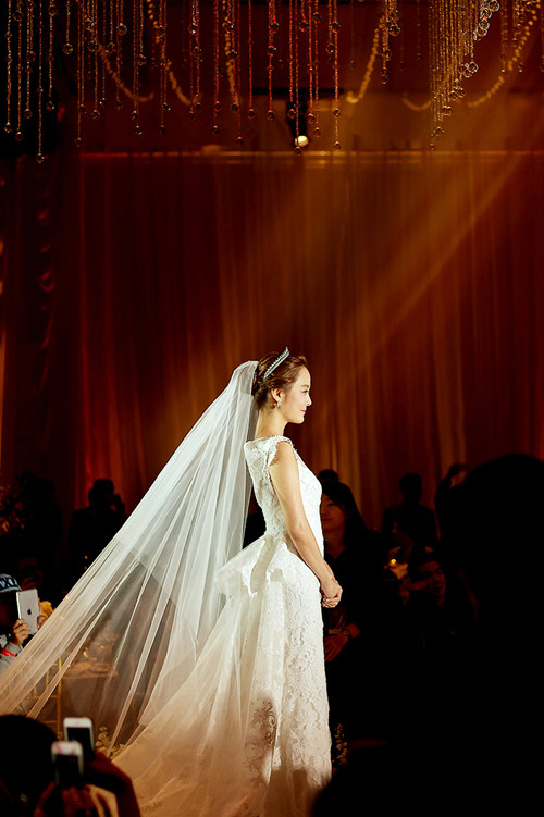 Toàn cảnh đám cưới hoành tráng của Chae Rim - 3