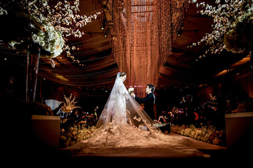 Toàn cảnh đám cưới hoành tráng của Chae Rim - 6