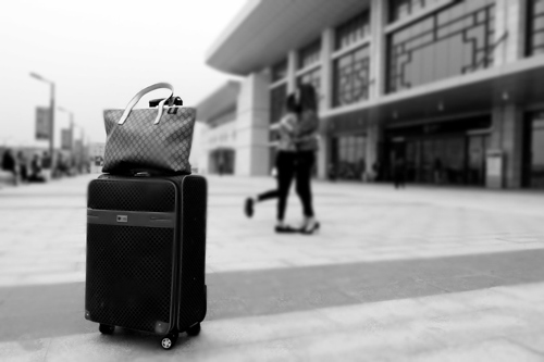 Cảm động ngắm cảnh hẹn hò của cặp đôi đồng tính - 1