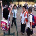 Tin tức - Ai chiết khấu phần trăm trên phí bảo hiểm của học sinh?
