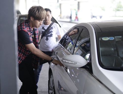 Hồ Quang Hiếu về nước sau scandal bể show tại Nhật - 9