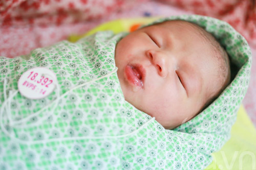 Vào BV Phụ sản ngắm các bé gái chào đời ngày 20/10 - 7