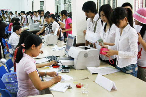 Từ năm 2015, các trường công sẽ tăng học phí? - 1