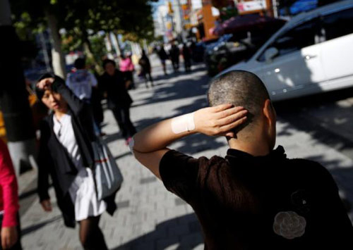 Sự thật khủng khiếp về phẫu thuật thẩm mỹ ở Hàn Quốc - 4