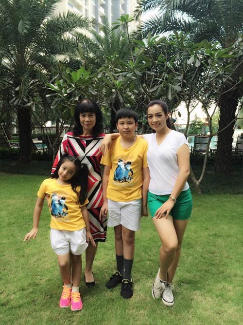 Hương Giang Idol công khai quot;sống thửquot; với Criss Lai - 4