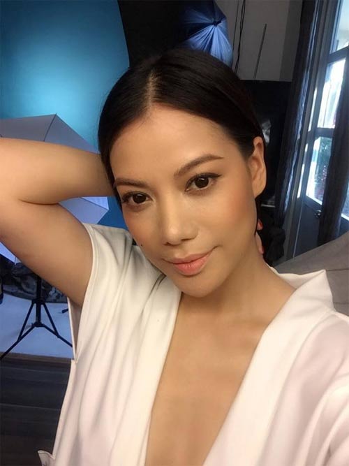 Hương Giang Idol công khai quot;sống thửquot; với Criss Lai - 2