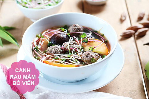 Bữa ăn hấp dẫn với gà xào, canh thịt bò viên - 2