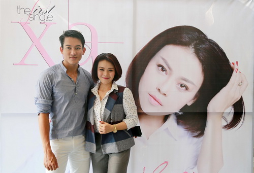 Hải Yến hôn bầu 8 tháng của chị gái Hoàng My - 13