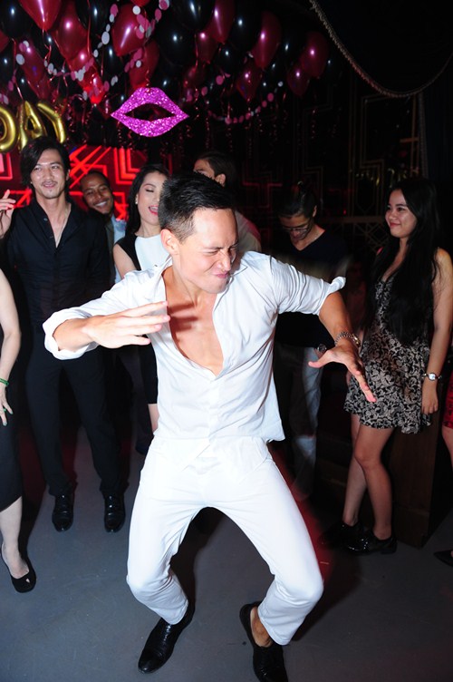 Trương Ngọc Ánh quậy tưng bừng bên Kim Lý - 11