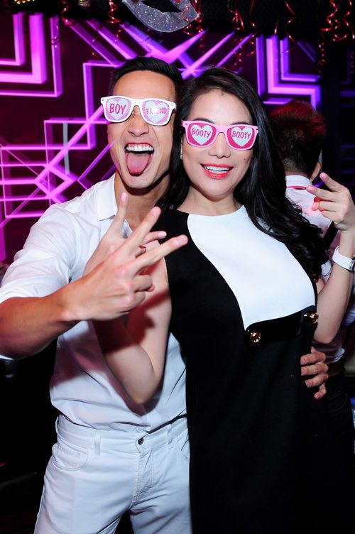 Trương Ngọc Ánh quậy tưng bừng bên Kim Lý - 5