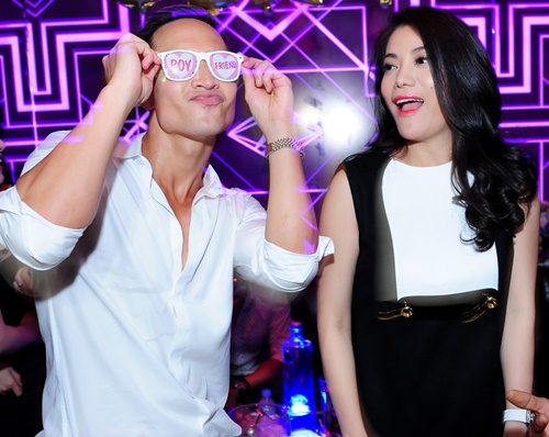 Trương Ngọc Ánh quậy tưng bừng bên Kim Lý - 6