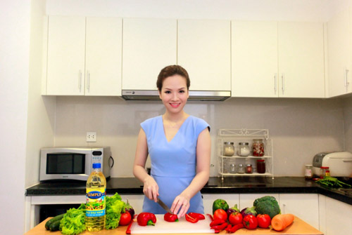 MC Đan Lê: quot;Không gì hạnh phúc hơn khi cả nhà khỏe mạnhquot; - 3