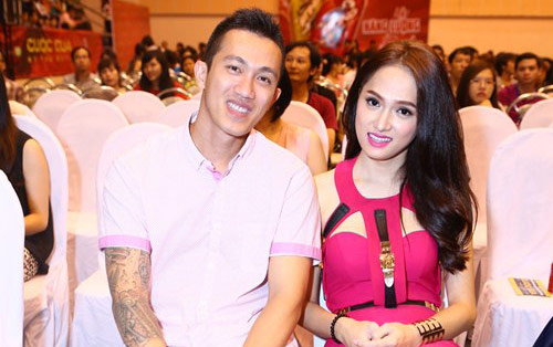 Hương Giang Idol: Gia đình ủng hộ chuyện sống thử - 2