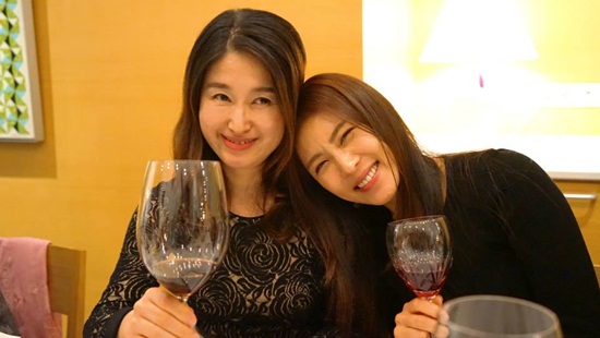 Ha Ji Won tươi rói dự tiệc trước khi đến VN - 5
