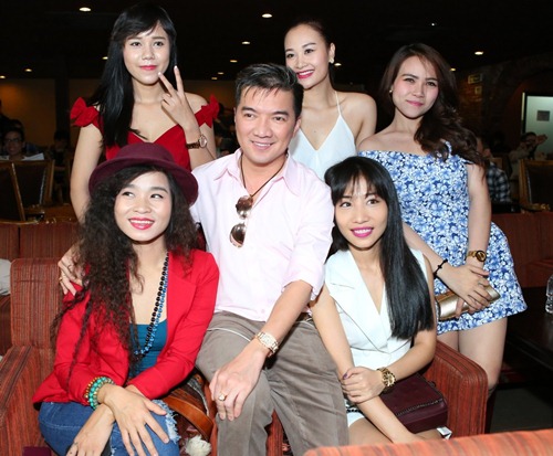 Mr.Đàm giữ vững lời hứa với trò quot;cưngquot; The Voice - 13