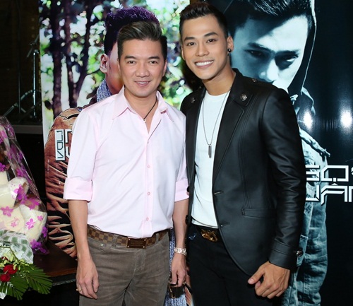 Mr.Đàm giữ vững lời hứa với trò quot;cưngquot; The Voice - 8