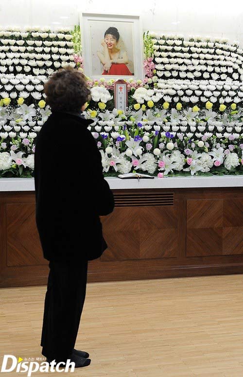 Đồng nghiệp ngậm ngùi trước di ảnh Kim Ja Ok - 5