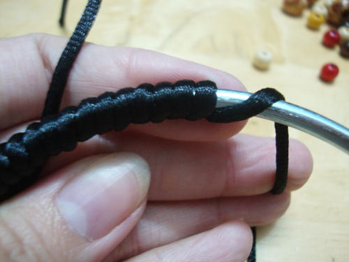 Làm Dream Catcher - món quà gây sốt từ phim quot;Những người thừa kếquot; - 3