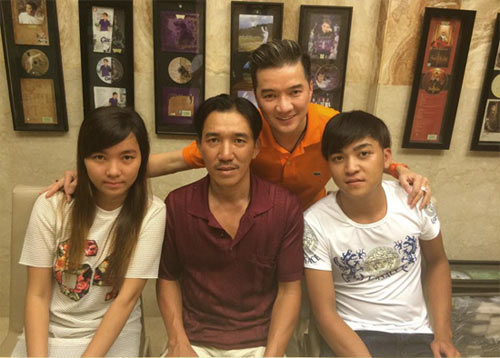 Đàm Vĩnh Hưng đăng tìm em trai thất lạc trên Facebook - 1