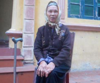 Sinh con thời xưa: Đẻ rơi, tự cắt rốn là chuyện thường! - 3