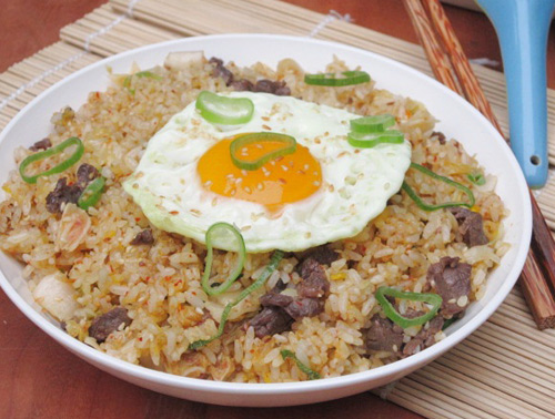 Cơm rang kim chi siêu hấp dẫn - 12