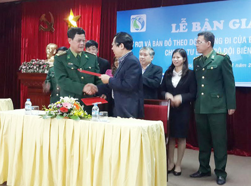 Cung cấp 30.000 bản đồ theo dõi bão cho ngư dân - 1