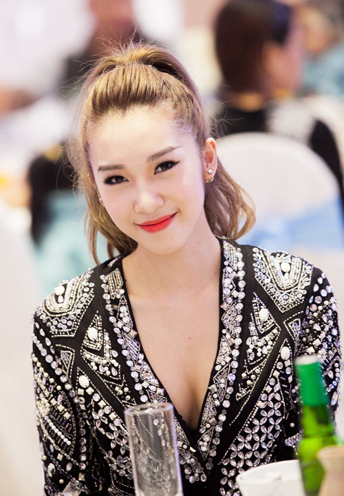 Tuấn Hưng cùng vợ làm đầy tháng cho con trai Su Hào - 11