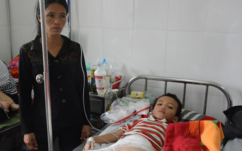 Cha chất rơm đốt con: Đau lòng phút quot;cả giận mất khônquot; - 1