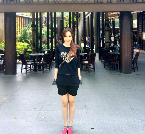 Khi Mai Phương Thúy quot;chánquot; giày cao gót - 7