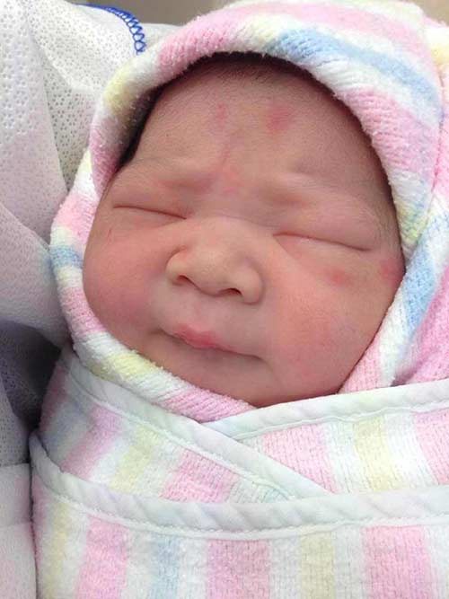 Thanh Lam lên chức bà ngoại ở tuổi 45 - 2