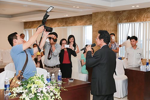 Chế Linh sẽ sáng tác riêng cho Phương Mỹ Chi - 2