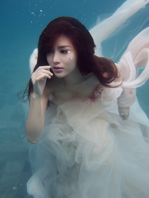 Bích Phương Idol bị mẹ hối thúc cưới chồng - 12