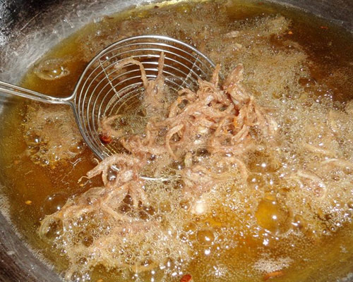 Thử làm thịt heo khô lạ miệng ăn nào! - 7