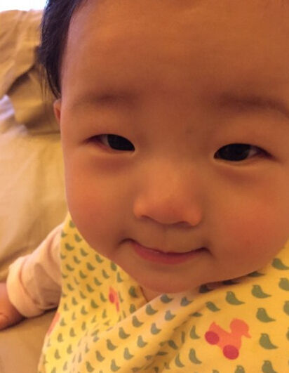 Con gái Từ Hy Viên bị cư dân mạng chê bai - 1