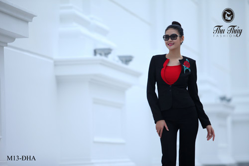 Vest thanh lịch cho cô nàng công sở đón mùa đông - 10