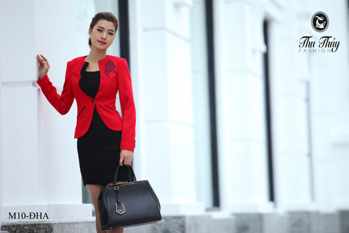 Vest thanh lịch cho cô nàng công sở đón mùa đông - 9