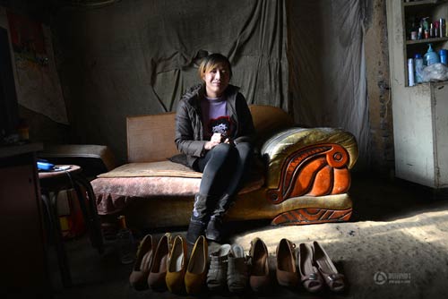 Ước mơ của chàng trai nghèo được làm phụ nữ - 13