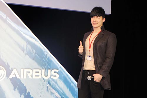 Nathan Lee hút hồn khán giả Pháp, Thanh Thảo cô đơn lẻ bóng - 2