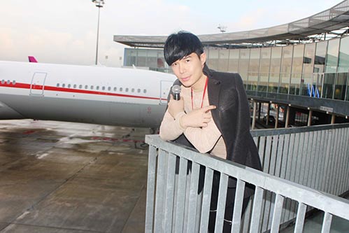 Nathan Lee hút hồn khán giả Pháp, Thanh Thảo cô đơn lẻ bóng - 1