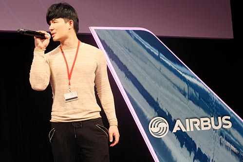 Nathan Lee hút hồn khán giả Pháp, Thanh Thảo cô đơn lẻ bóng - 4