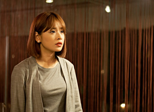 Chi Pu quot;gây sốtquot; khi được Nhan Phúc Vinh cõng trên vai - 8