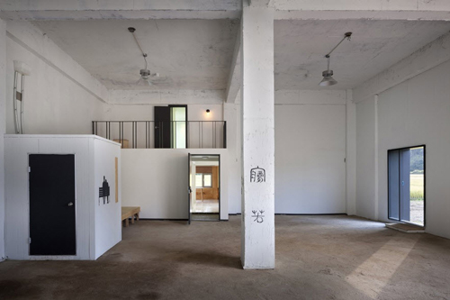 quot;Nhà khoquot; lãng mạn của vợ chồng son giữa cánh đồng lúa chín - 4