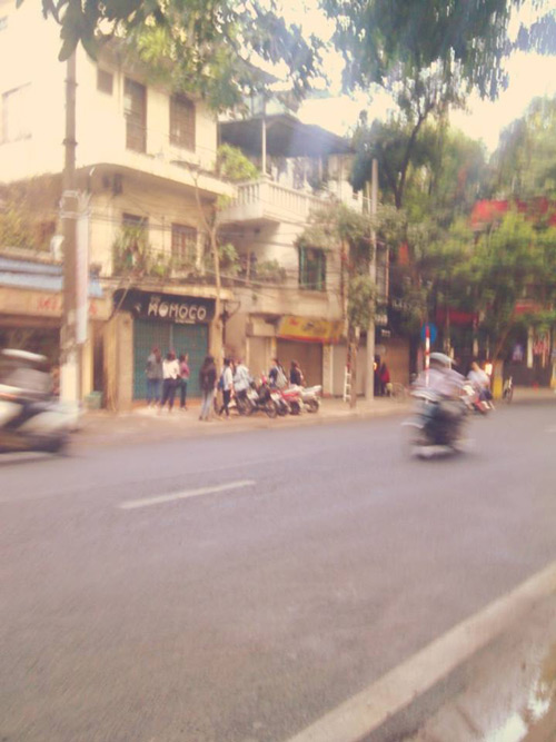 Thứ Sáu đen: Chen chúc quot;bẹp ruộtquot; vì hàng giảm giá - 4