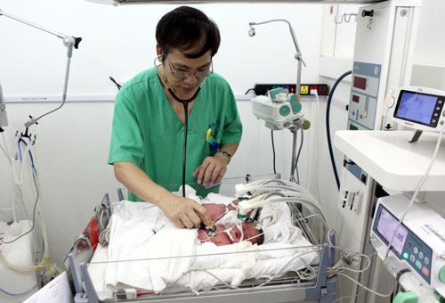 Hy hữu ca sinh 4 tại BV Phụ sản Trung ương - 1