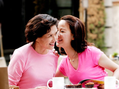 Mẹ chồng khóc muốn con dâu đi bước nữa - 1