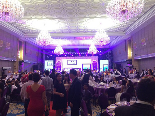 Mr Đàm hát chúc mừng trong đám cưới Lam Trường - 9