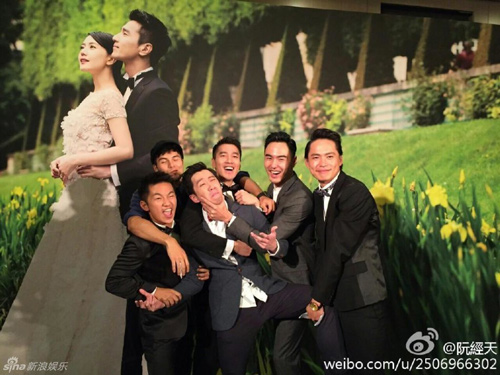 Triệu Vy giản dị tới mừng đám cưới Hựu Đình - Viên Viên - 19