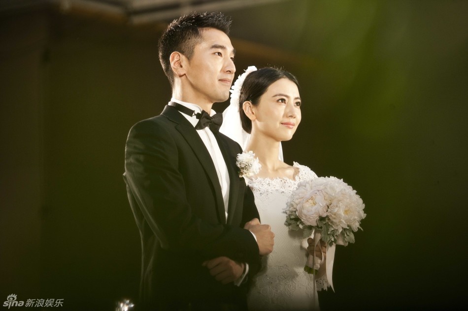 Triệu Vy giản dị tới mừng đám cưới Hựu Đình - Viên Viên - 1