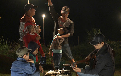 Tập 5 quot;Bố ơi...quot;: Trần Lực xin lỗi vì nấu cơm khê - 11